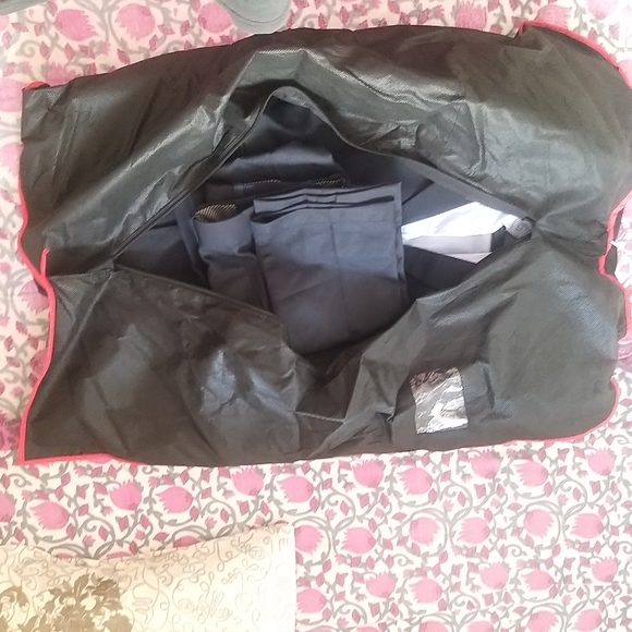 Tuxedo Blazer Set - Picture 3 of 3